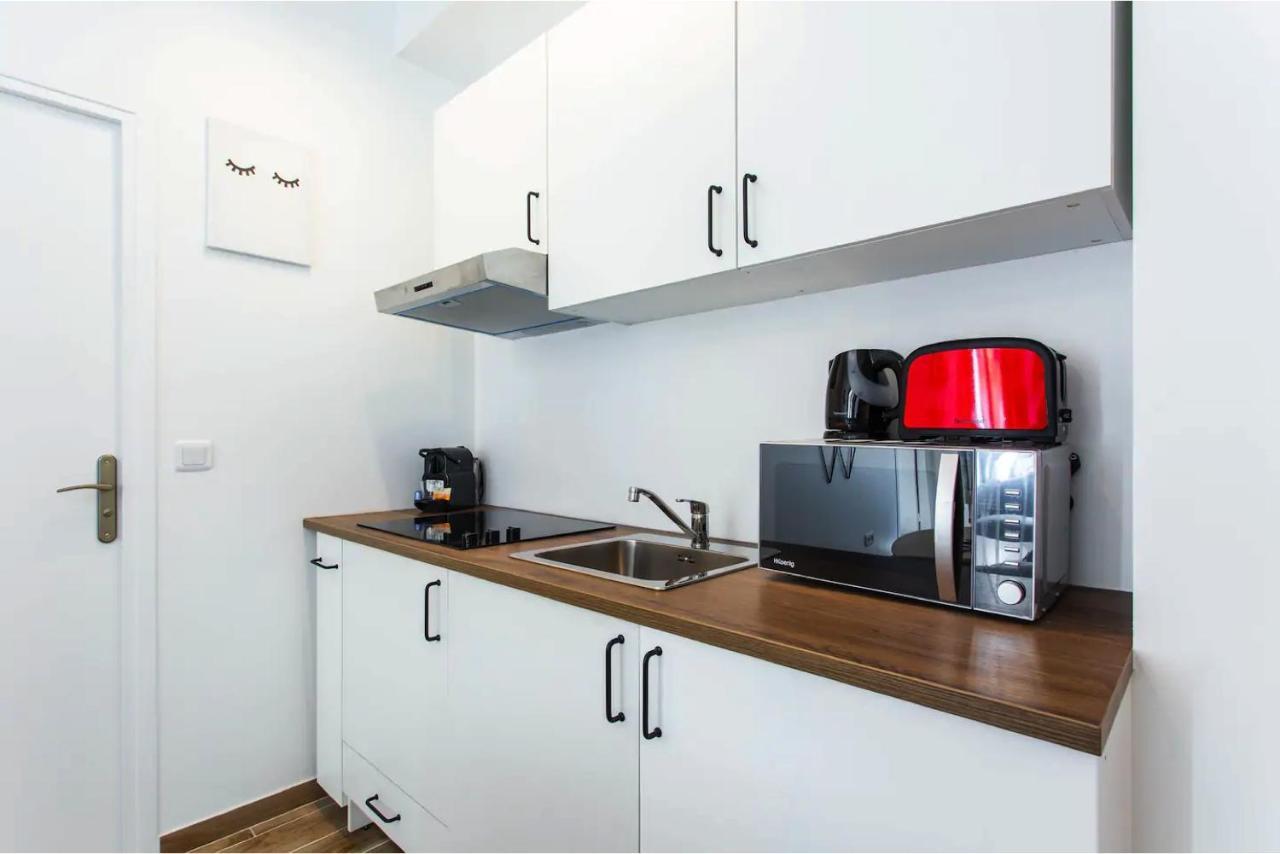 Ferienwohnung Cmg Place De Clichy - Metro Europe Paris Exterior foto
